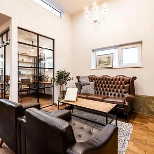 https://inuyama-house.nagoyajapanhotels.com